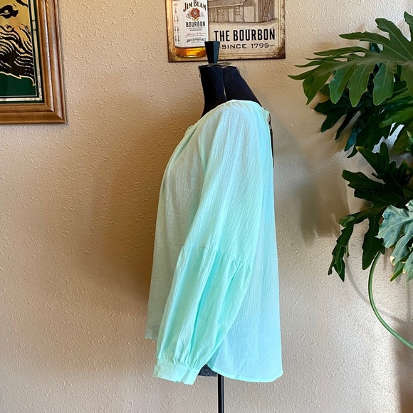 Adorable Mint Boho Puffed Sleeve Blouse - Picture 2 of 8